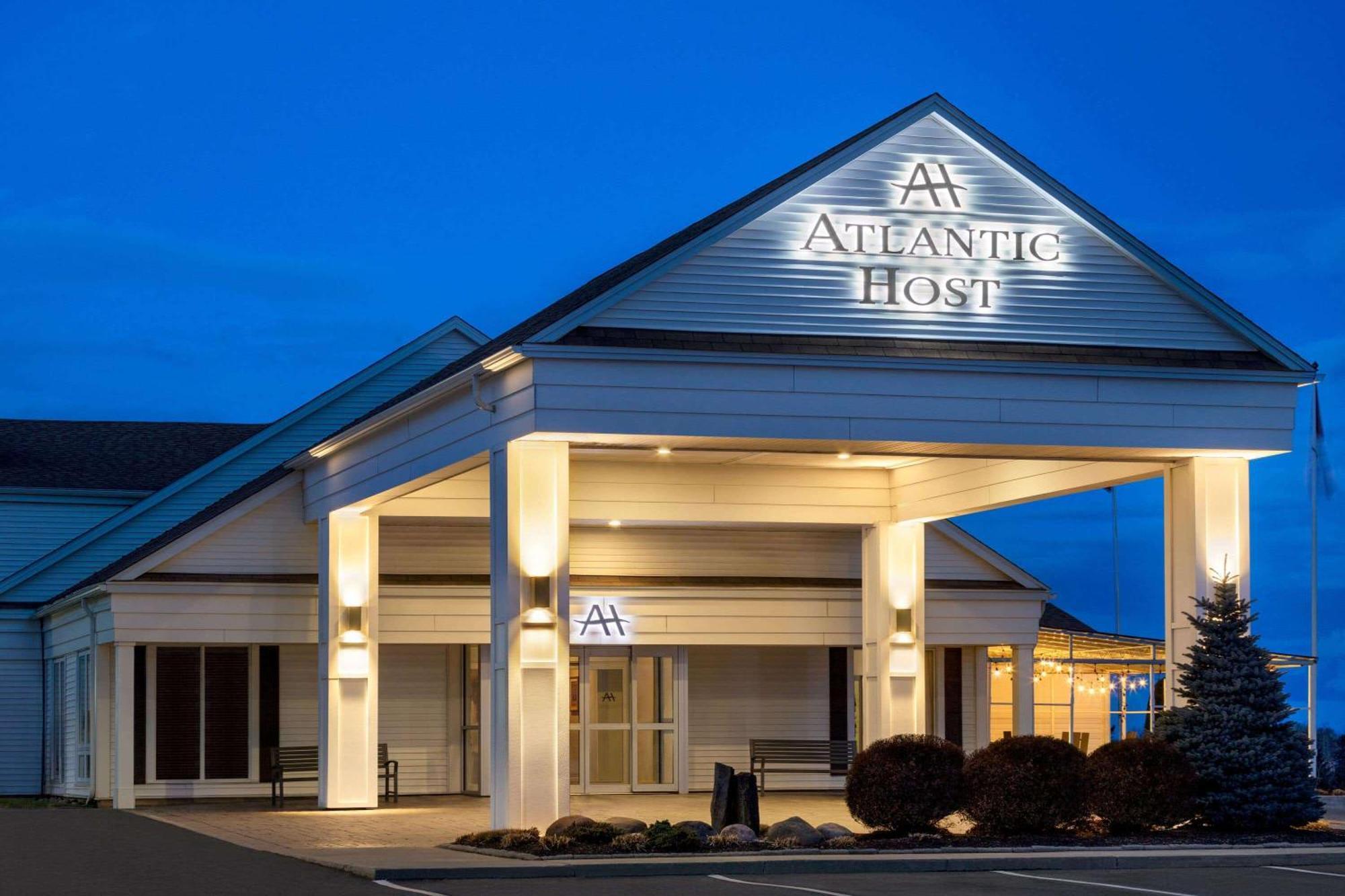 Atlantic Host Hotel, Trademark Collection By Wyndham Bathurst Exterior foto